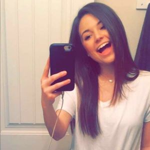 Meet your Posher, Hannah